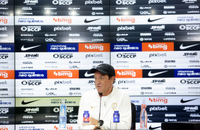 Cuca durante coletiva nesta sexta-feira