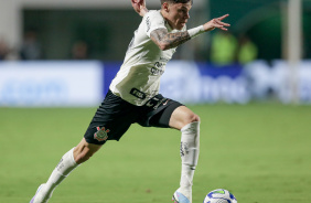 Chrystian Barletta em ação na partida contra o Goiás