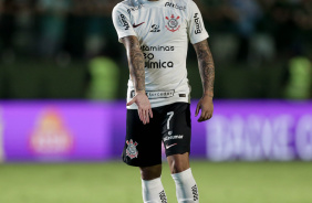 Maycon em ao na partida contra o Gois