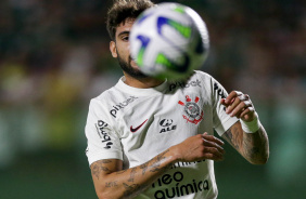 Yuri Alberto em ação na partida contra o Goiás