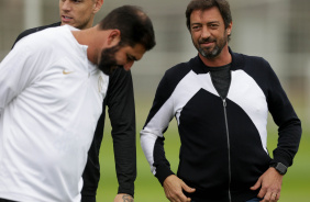 Danilo, Rger Guedes e Duilio conversando no CT Joaquim Grava