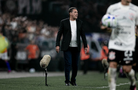 Luxemburgo analisando o time do Corinthians contra o Fortaleza