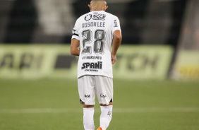 Adson em campo na partida do Corinthians com o Botafogo, pelo Brasileiro 2023