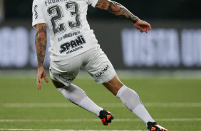 Fagner durante partida do Corinthians com o Botafogo, pelo Brasileiro 2023