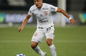 Roni em ao na partida do Corinthians com o Botafogo, pelo Brasileiro 2023