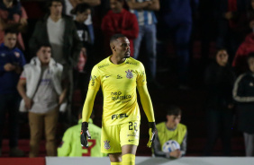 Carlos Miguel foi titular contra o Argentinos Juniors