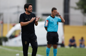 Arthur Elias no comando Corinthians contra o Atltico-MG, pelo Brasileiro