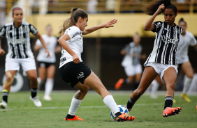 Jheniffer durante partida do Corinthians contra o Atltico-MG, pelo Brasileiro