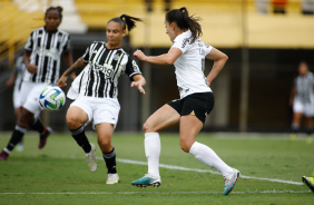 Luana durante partida do Corinthians contra o Atltico-MG, pelo Brasileiro
