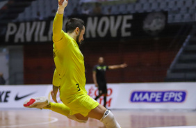 Lucas Oliveira em jogo do Corinthians contra o Braslia pela Copa do Brasil de Futsal