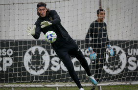 Goleiro Cssio no treino desta sexta-feira