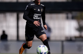 Giovane em ao no treino do Timo