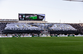 Fiel presente na Neo Qumica Arena