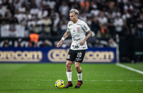 Guedes no duelo contra o So Paulo pela Copa do Brasil