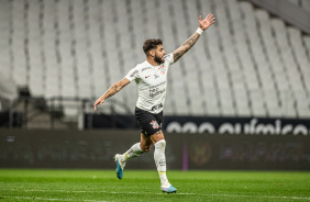 Yuri Alberto aps marcar o segundo gol do Timo no duelo contra o Vasco