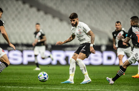 Yuri Alberto na entrada da rea do Vasco