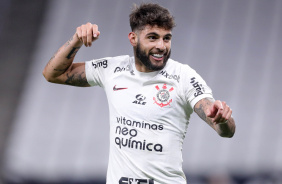 Yuri marcou o segundo gol do Corinthians contra o Vasco