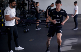 Matas Rojas e Bruno Mazziotti durante treino na academia do CT