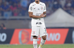 Lucas Verssimo durante jogo do Corinthians contra o Cruzeiro