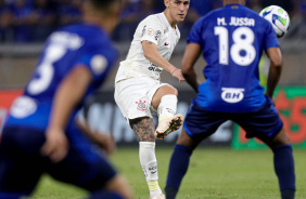Matas Rojas em ao durante jogo do Corinthians contra o Cruzeiro