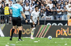 Gil em ao pelo Corinthians neste domingo na Neo Qumica Arena