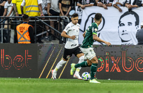 Romero no duelo contra o Palmeiras pelo Campeonato Brasileiro