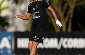 Fausto Vera durante treino no CT Joaquim Grava