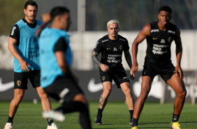Felipe Augusto, Fagner e Giuliano no treino desta segunda-feira