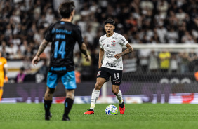 Caetano em ao pelo Corinthians em jogo vlido pelo Brasileiro