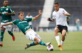 Kayke em ao na partida contra o Palmeiras