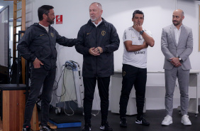 Duilio Monteiro Alves, Mano Menezes, Sidnei Lobo e Alessandro Nunes no treino do Corinthians