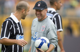 Mano Menezes com Alessandro em 2009