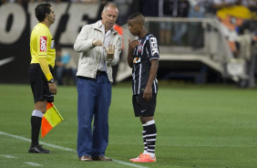Mano Menezes treinando Malcom