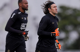 Cssio e Carlos Miguel durante treino do Corinthians no CT Joaquim Grava