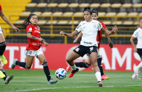 Jaqueline em ao durante estreia do Corinthians na Libertadores Feminina