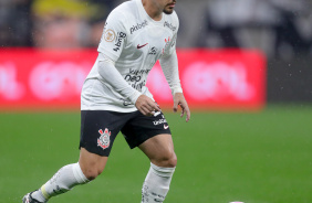 Fagner no jogo entre Corinthians e Santos