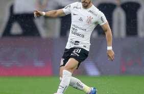 Giuliano no jogo entre Corinthians e Santos