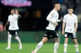 Rojas no jogo entre Corinthians e Santos