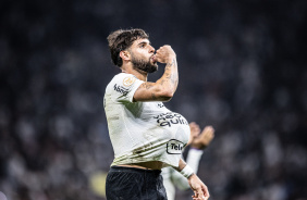 Yuri celebrando o gol do Corinthians sob o Athletico-PR na Neo Qumica Arena