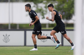 Fausto Vera e Caetano durante treinamento realizado no CT