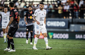 Renato Augusto durante a derrota para o Red Bull Bragantino