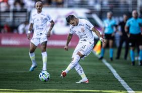 Romero em ao na partida contra o Red Bull Bragantino