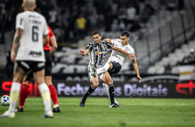 Fausto Vera em ao durante jogo do Corinthians contra o Atltico-MG