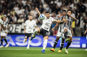 Giuliano em ao durante jogo do Corinthians contra o Atltico-MG