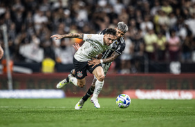 Gustavo Silva durante jogo do Corinthians contra o Atlético-MG