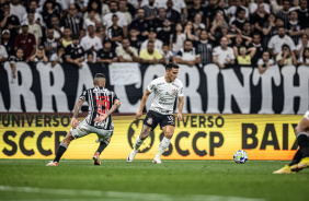 Matas Rojas em campo durante jogo do Corinthians contra o Atltico-MG