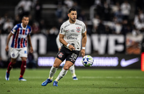 Giuliano em ao diante do Bahia pelo Brasileiro