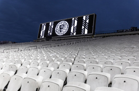 Telo e cadeiras da Neo Qumica Arena prontos para Corinthians x Bahia