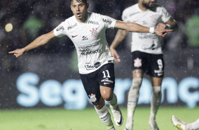 Romero celebrando o gol marcado sobre o Vasco