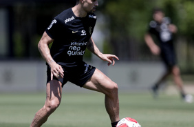 Rafael Ramos em ao durante treino do Corinthians no CT Joaquim Grava
